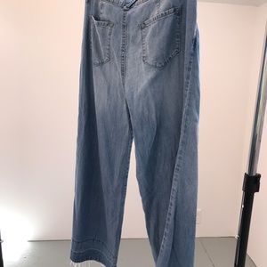 WIde-legged Crop  Jean